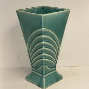 VTG Signed McCOY POTTERY 1940's Turquoise Blue Art Deco Design Vase 9"
